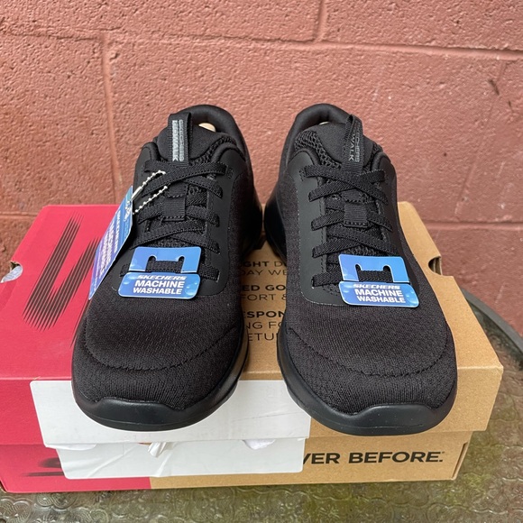 New Skechers Go Walk Black Washable Shoes Size 5 - Picture 2 of 9